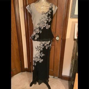 Adrianna Papell, Black & Mauve 2pc Floor Length Skirt & Top